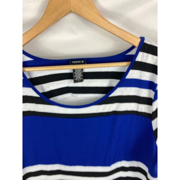 Torrid Womans Blue White Black Stripe Open Back Babydoll Top Size 1X - Picture 2 of 3